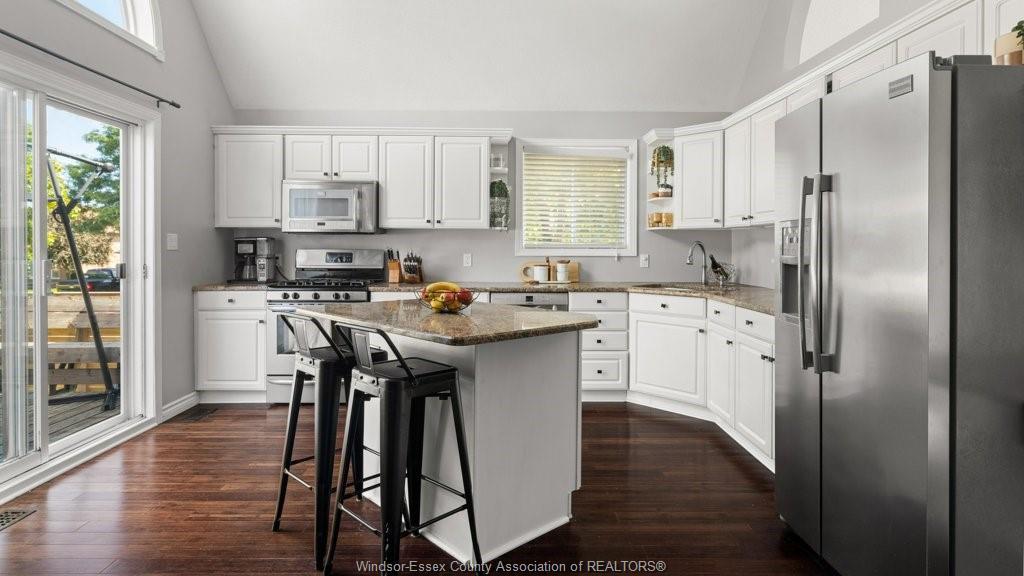 2840 Wildberry Crescent, Tecumseh, ON