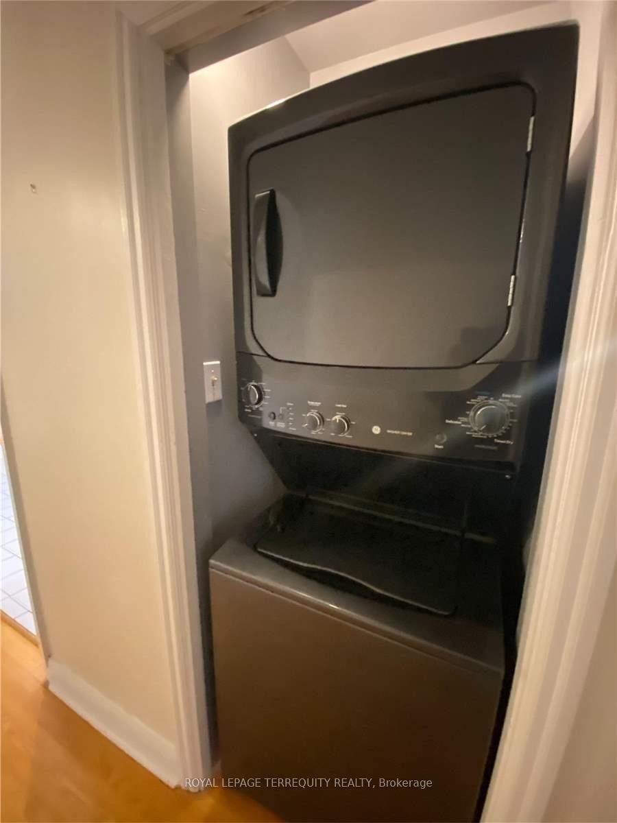 42 Brook Road S, Cobourg, ON - Indoor Photo Showing Laundry Room