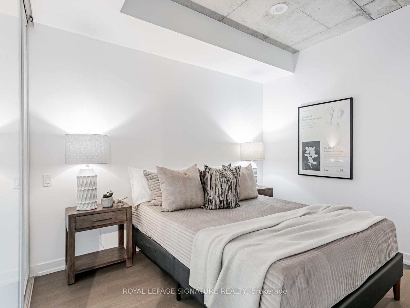 418-560 King Street W, Toronto, ON - Indoor Photo Showing Bedroom