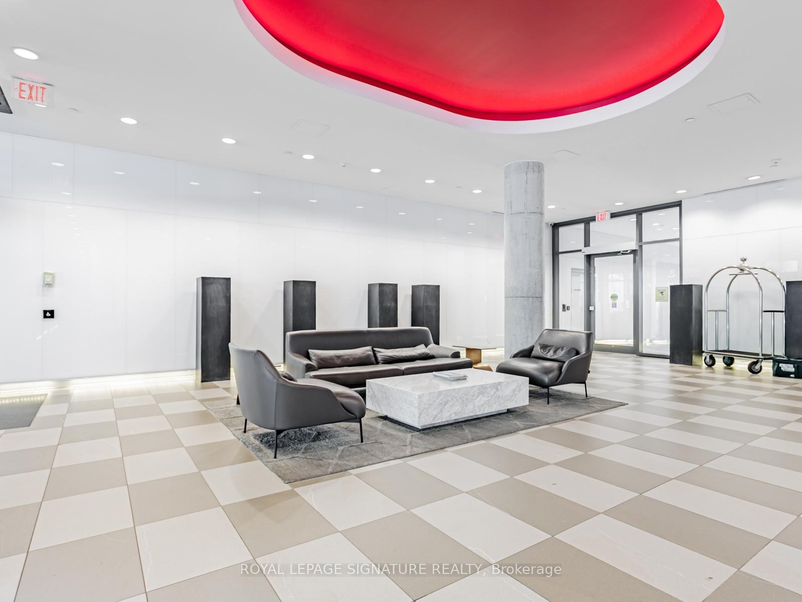 418-560 King Street W, Toronto, ON - Indoor Photo Showing Other Room