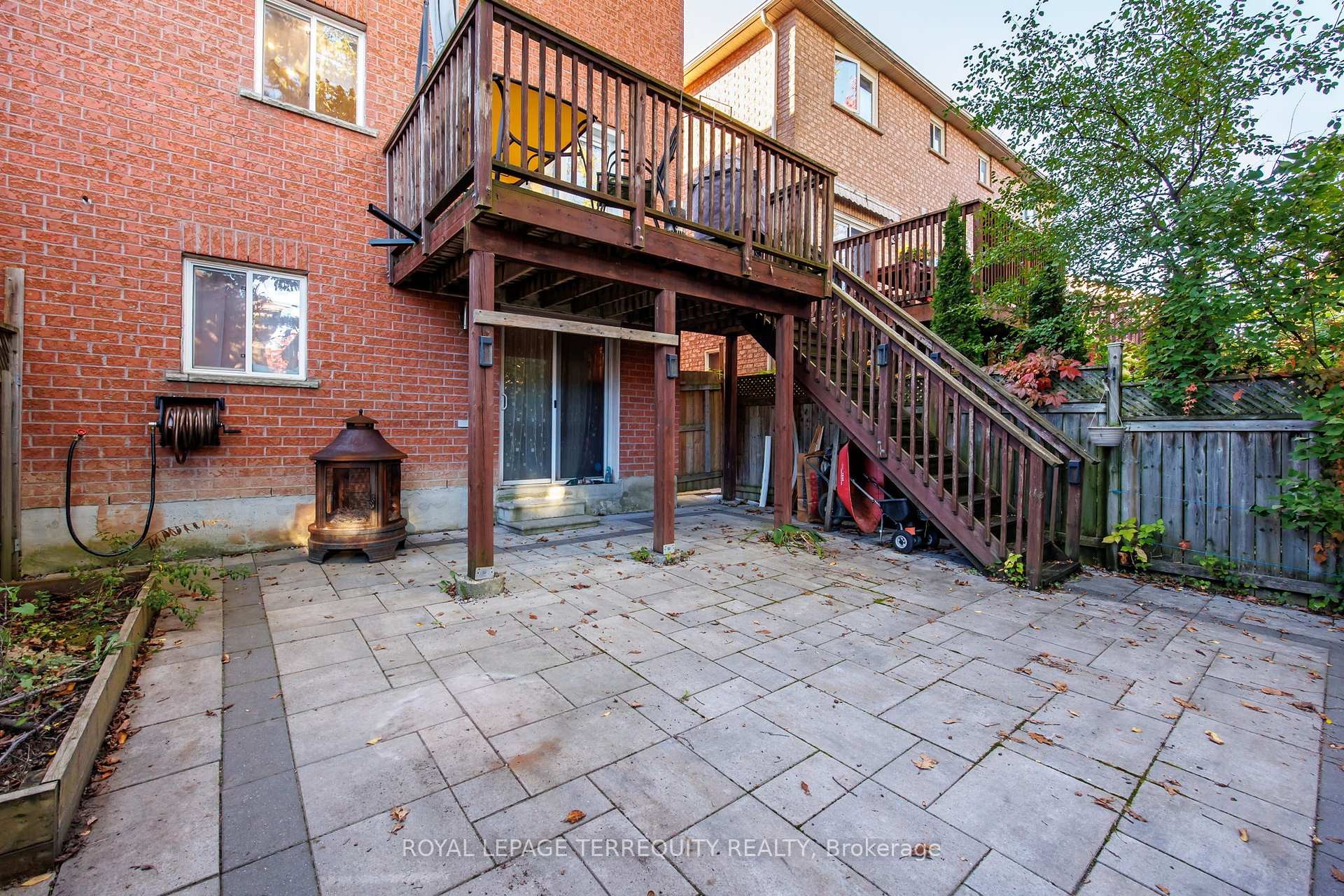 111 English Oak Drive, Richmond Hill, ON