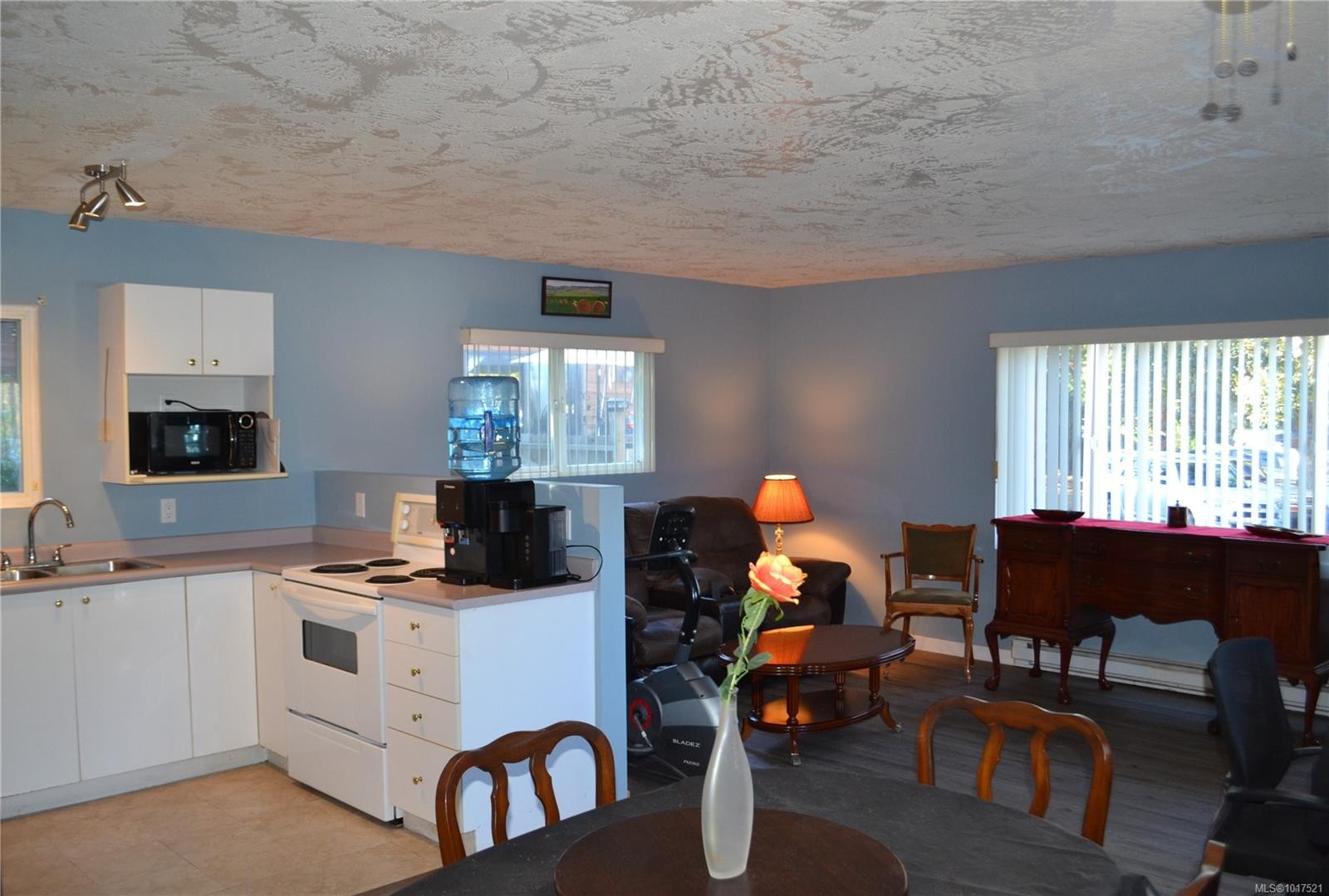 25-1201 Craigflower Rd, View Royal, BC