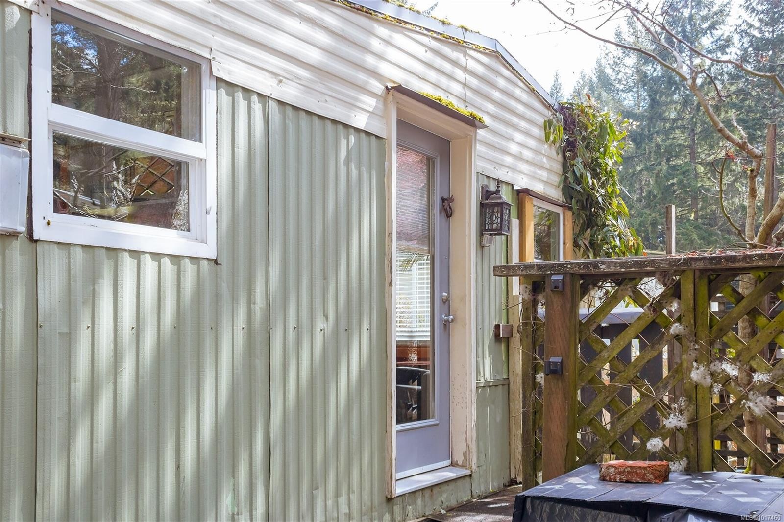 143-2500 Florence Lake Rd, Langford, BC