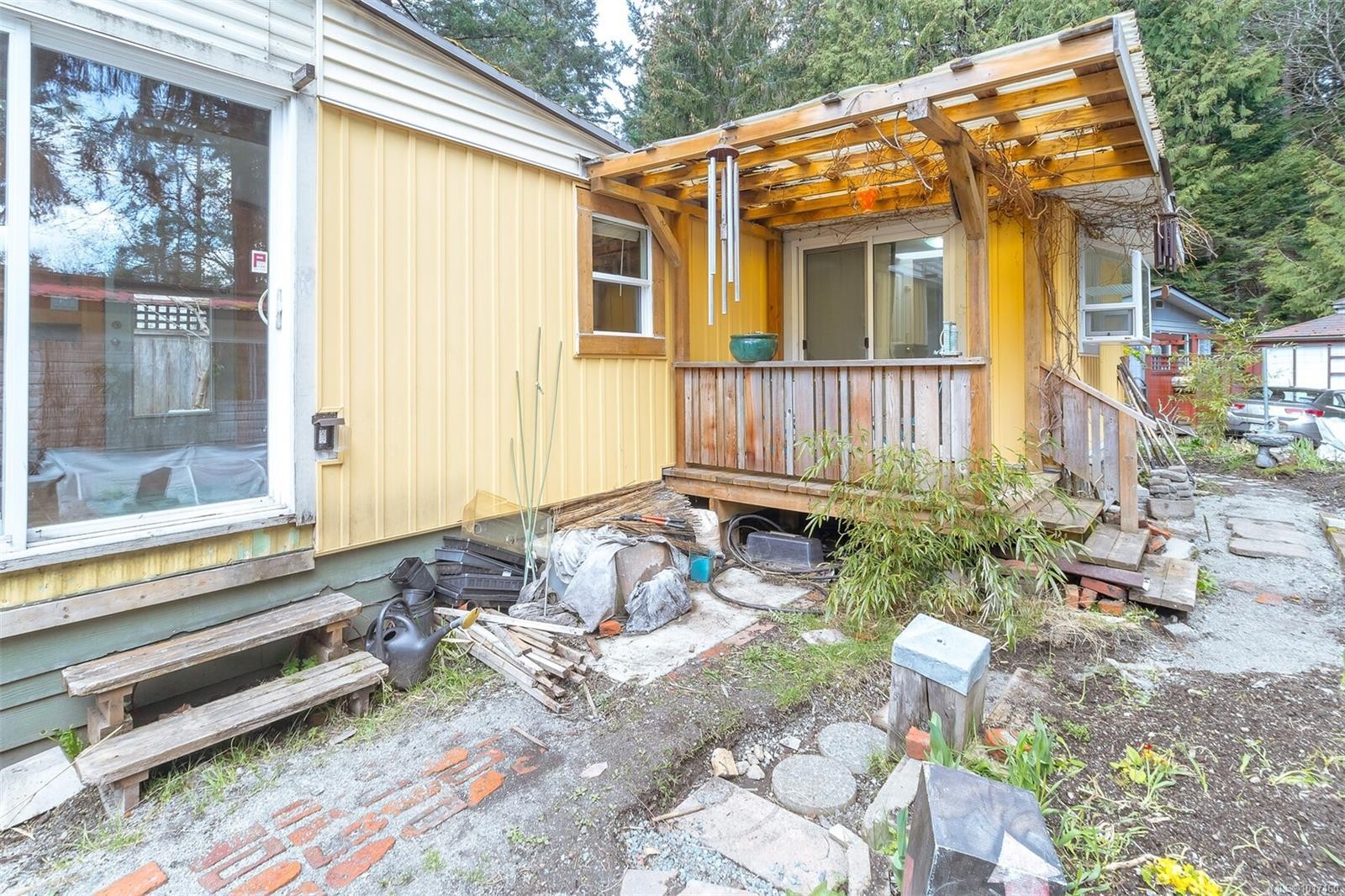 143-2500 Florence Lake Rd, Langford, BC