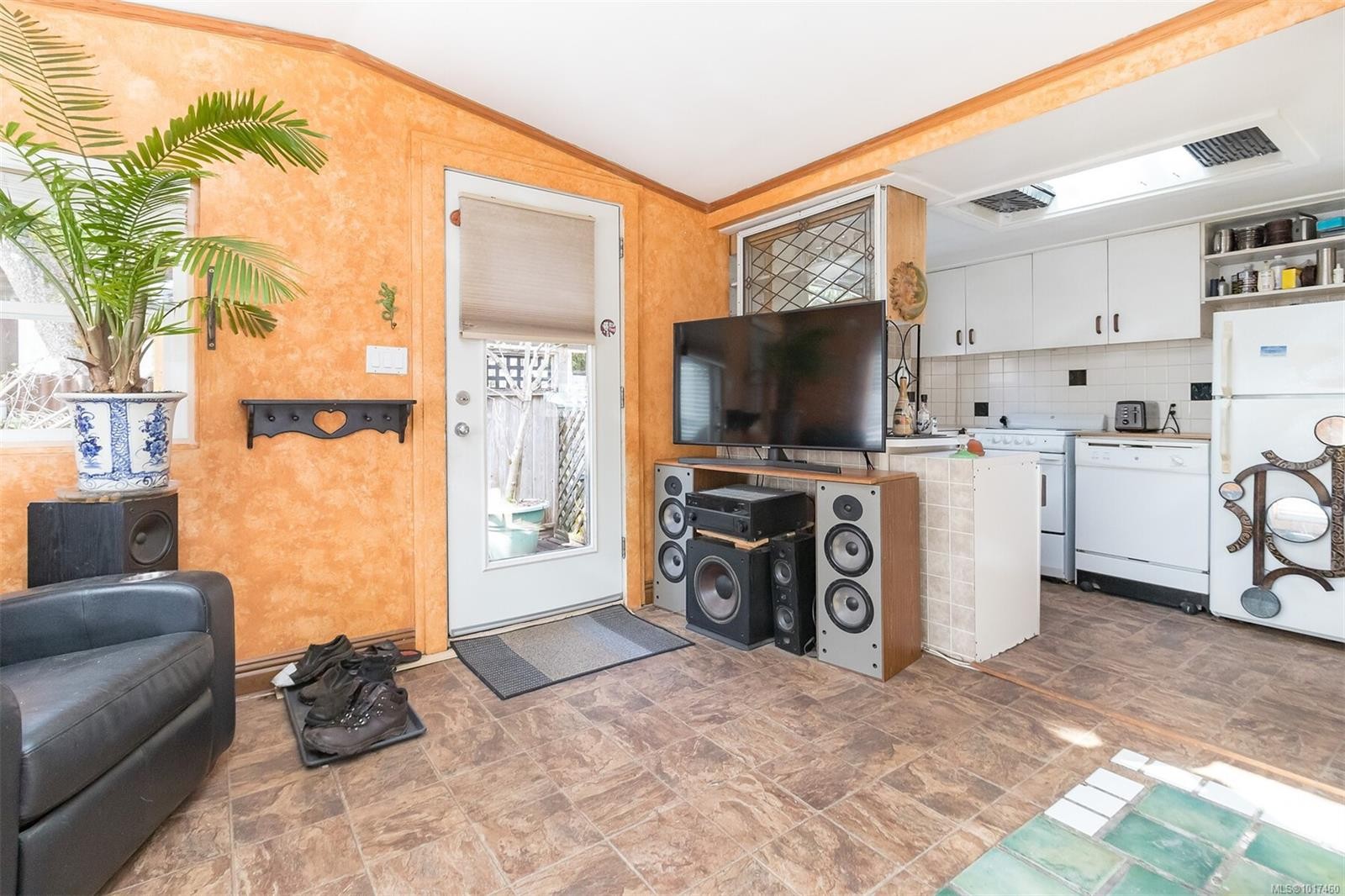 143-2500 Florence Lake Rd, Langford, BC