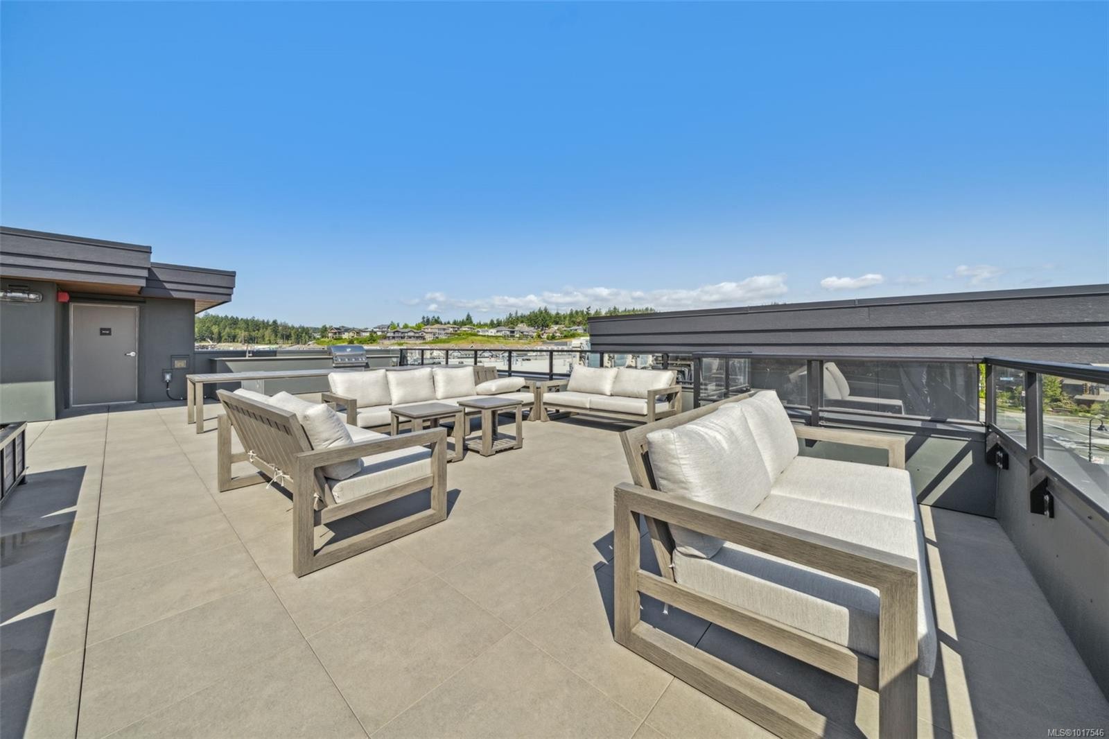 100-3564B Ryder Hesjedal Way, Colwood, BC - Outdoor