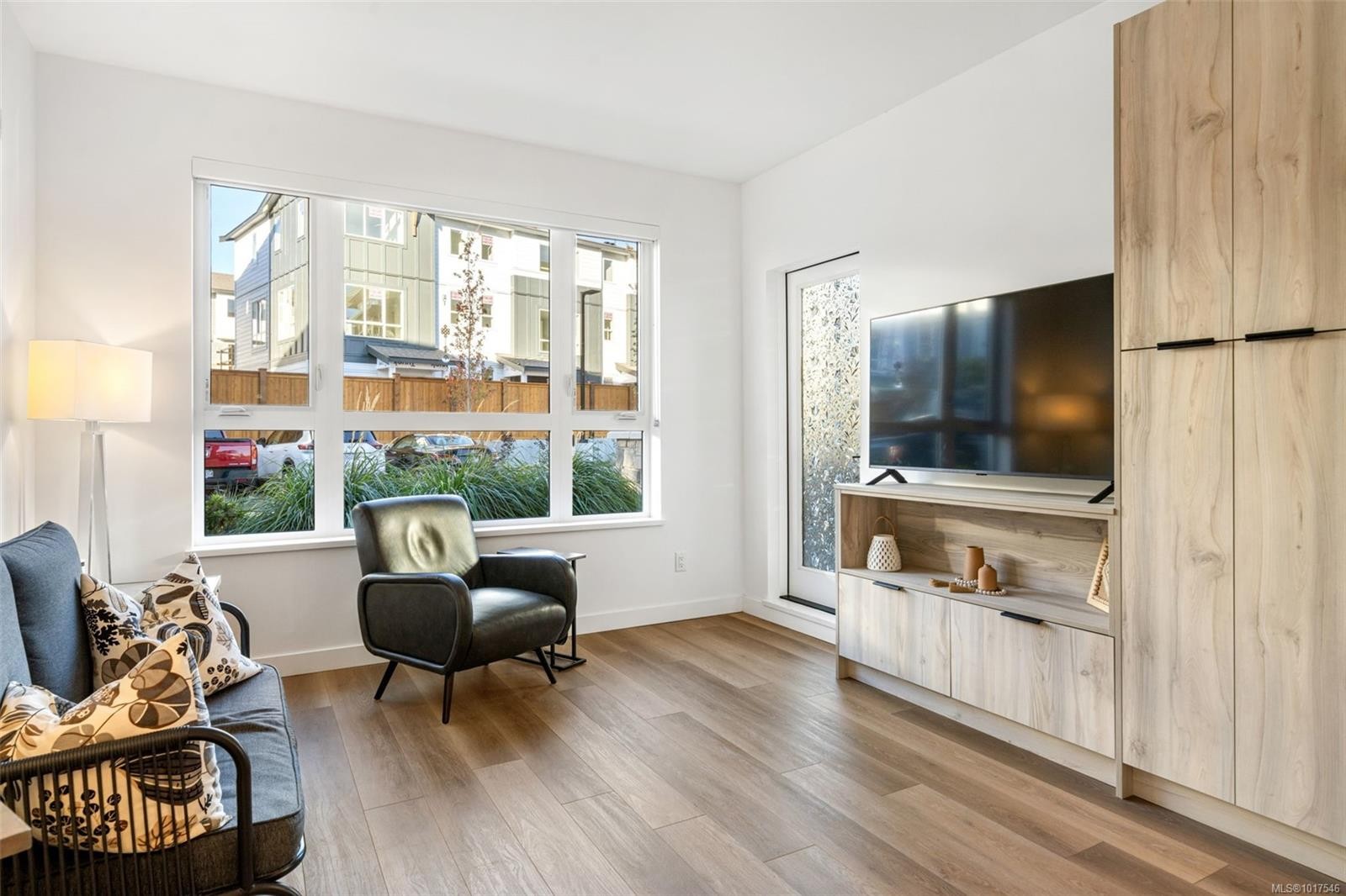 100-3564B Ryder Hesjedal Way, Colwood, BC - Indoor