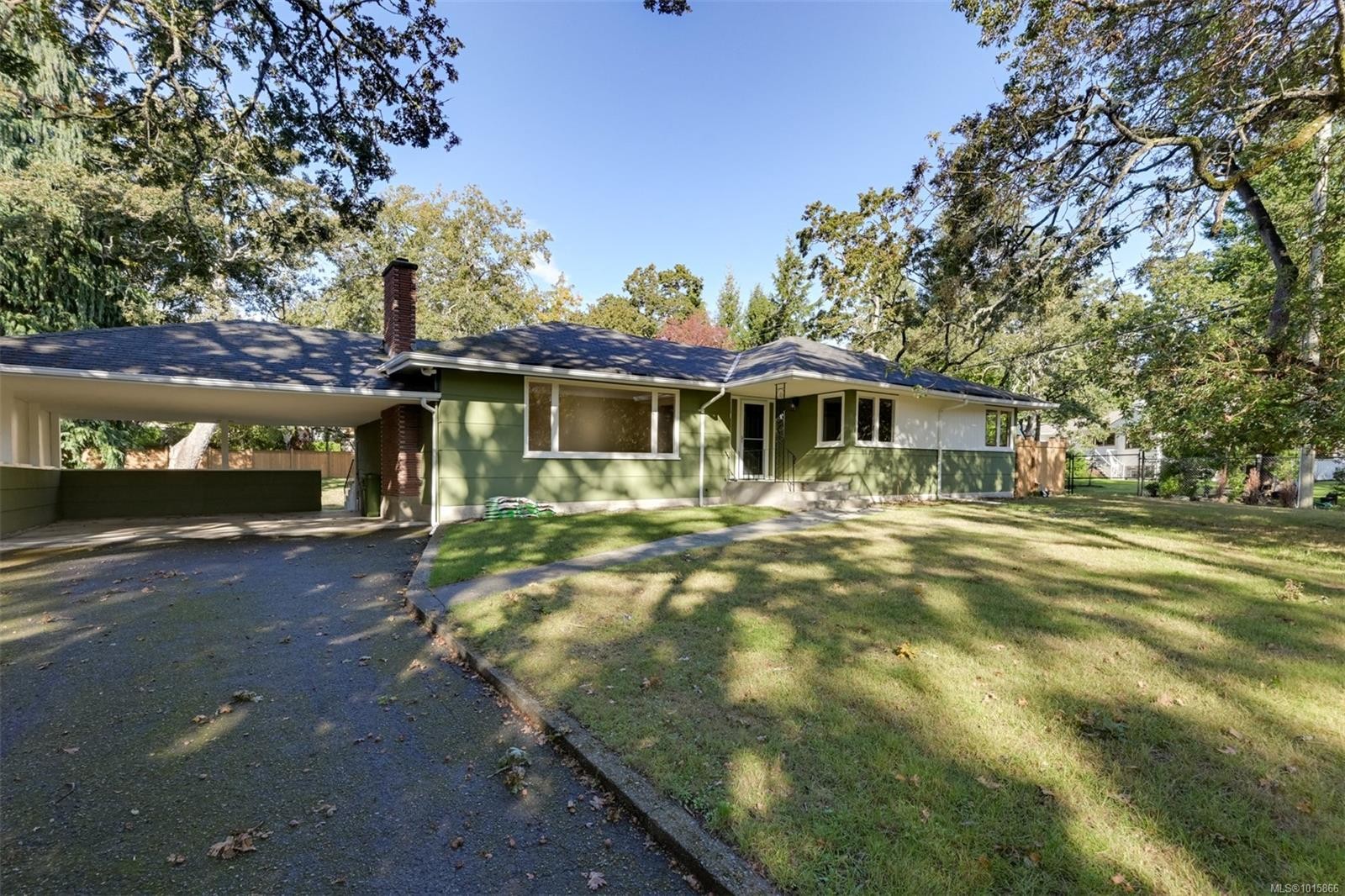 3160 Midland Rd, Oak Bay, BC