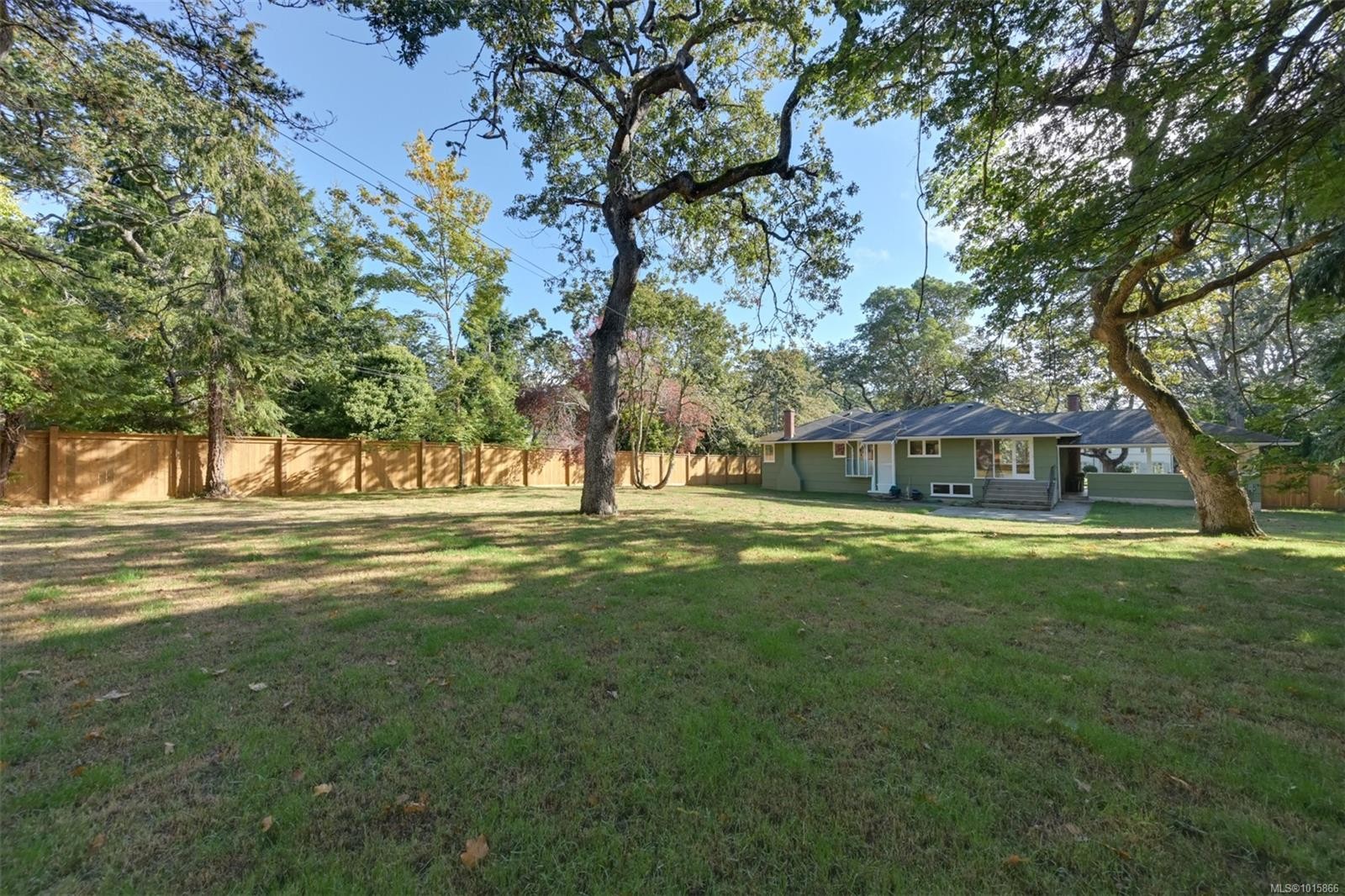 3160 Midland Rd, Oak Bay, BC