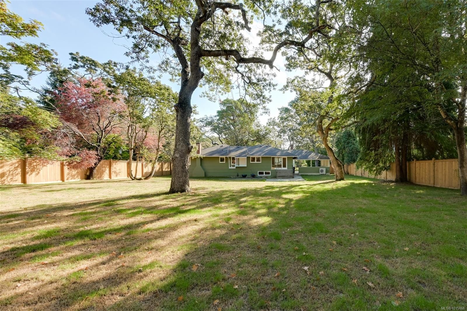 3160 Midland Rd, Oak Bay, BC