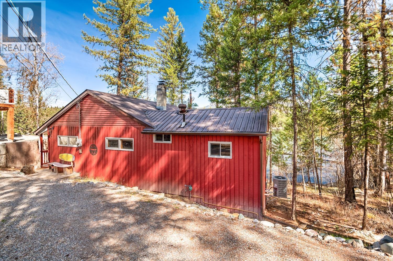 1249 Tie Lake Shore S Road, Jaffray, BC - Outdoor