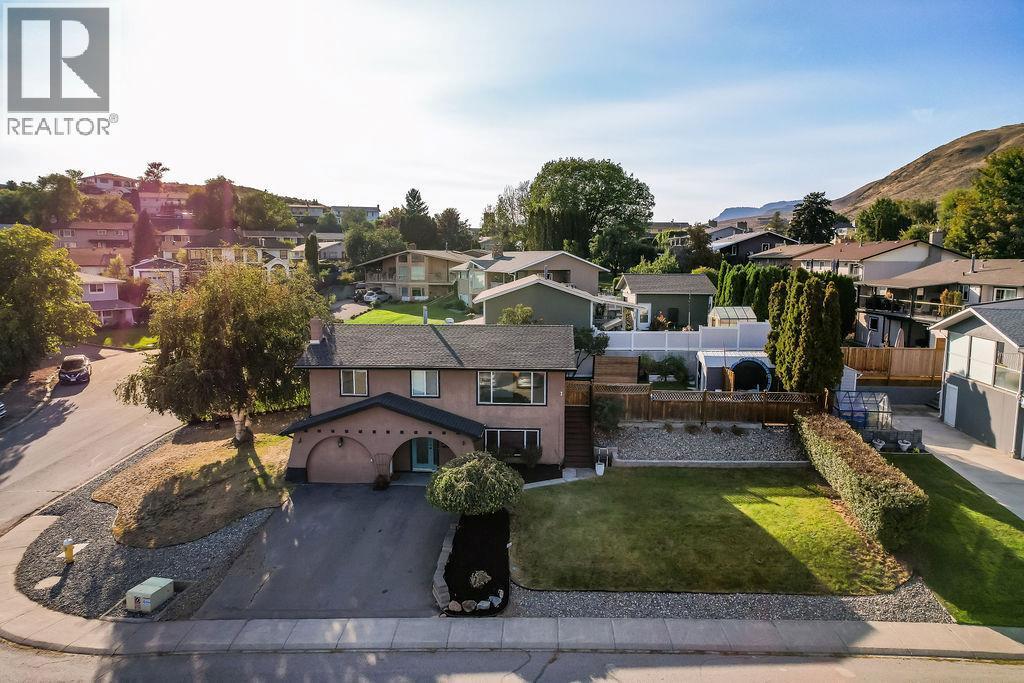 1595 Hillcrest Avenue, Kamloops, BC - Outdoor With Deck Patio Veranda