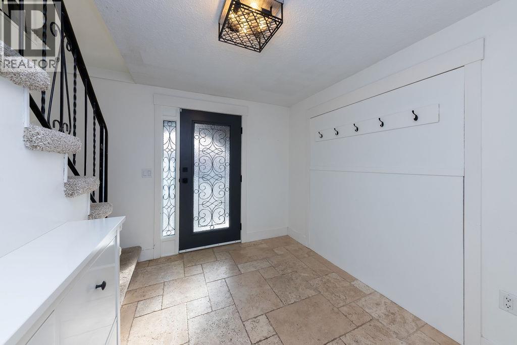 1595 Hillcrest Avenue, Kamloops, BC - Indoor Photo Showing Other Room