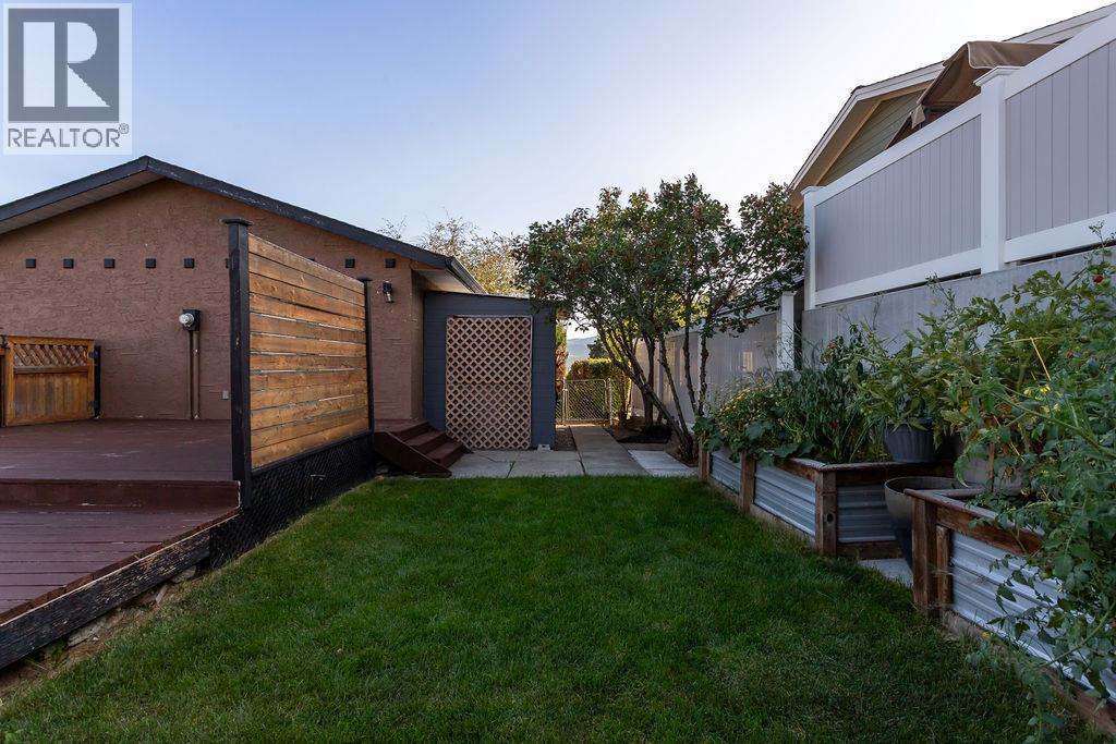 1595 Hillcrest Avenue, Kamloops, BC - Outdoor With Deck Patio Veranda With Exterior
