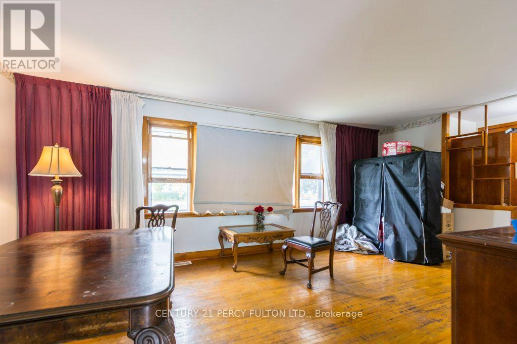 Main - 71 Prince Of Wales Drive, Belleville, ON - Indoor