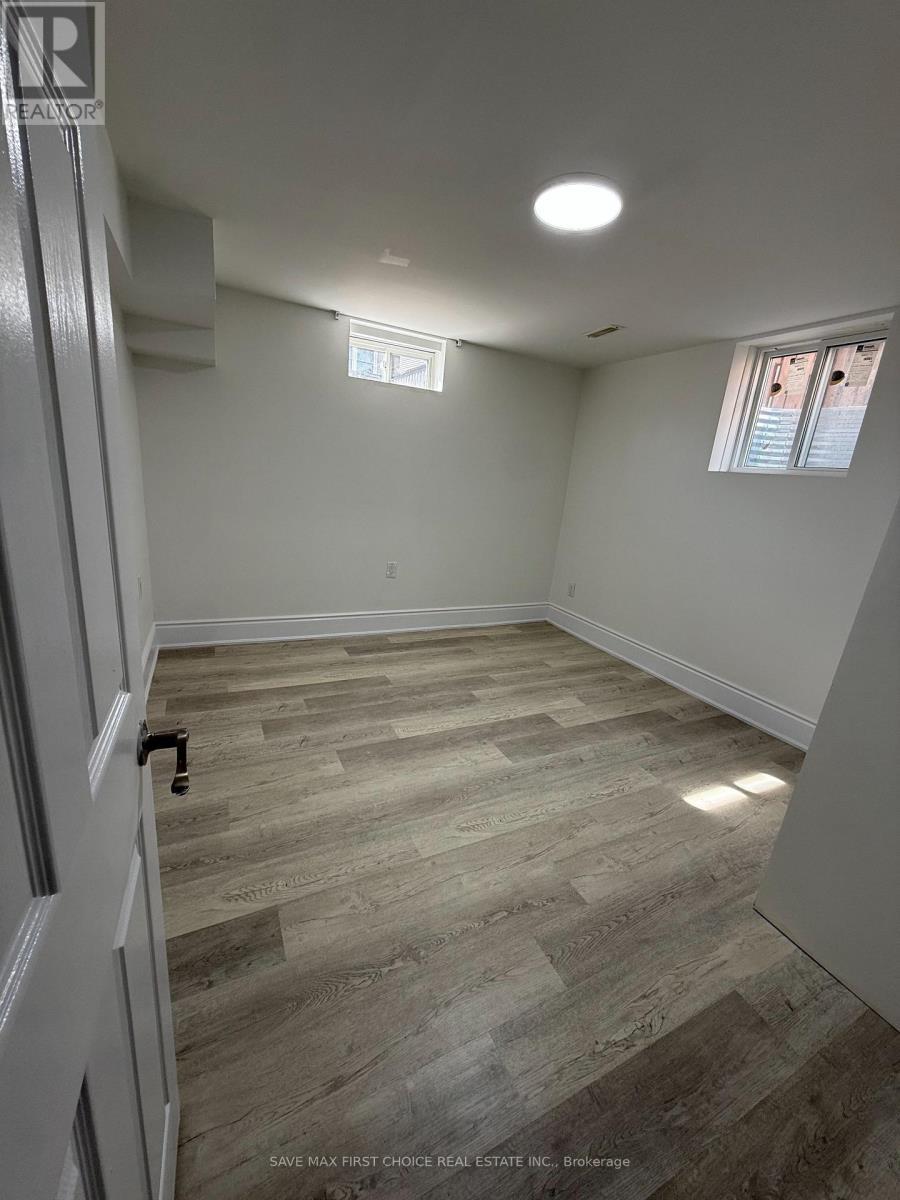 4362 Waterford Crescent, Mississauga, ON - Indoor