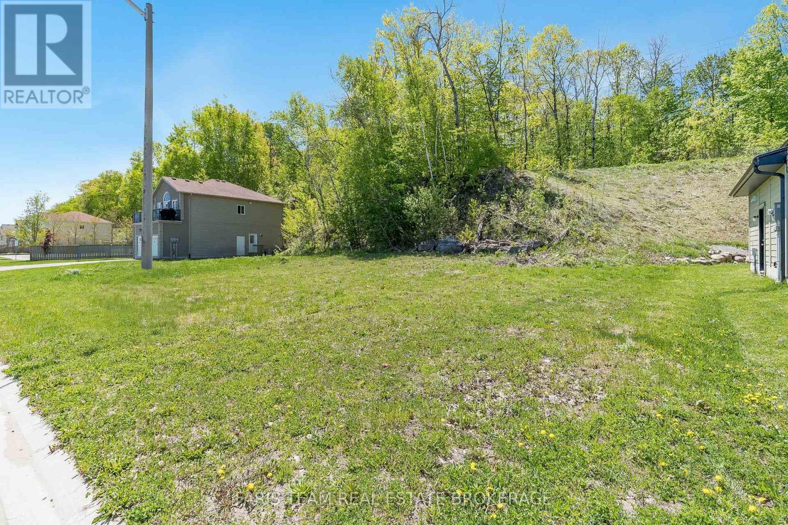 722 Aberdeen Boulevard, Midland, ON