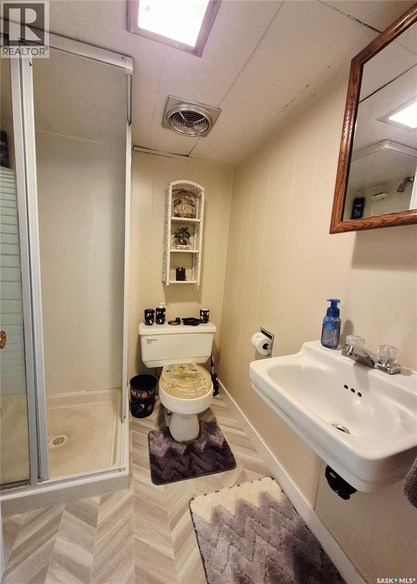 Gader Acreage, Coulee Rm No. 136, SK - Indoor Photo Showing Bathroom