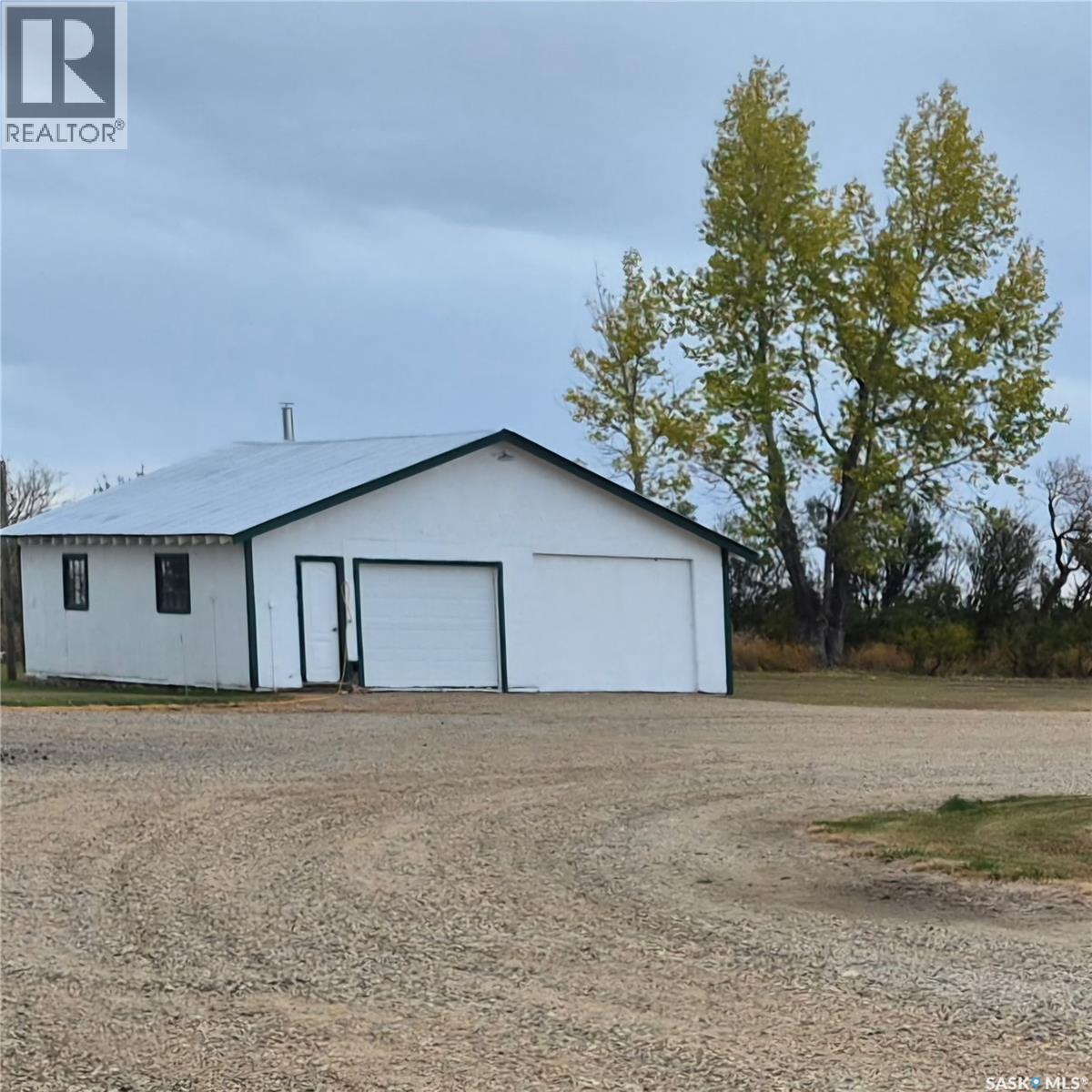 Gader Acreage, Coulee Rm No. 136, SK - Outdoor