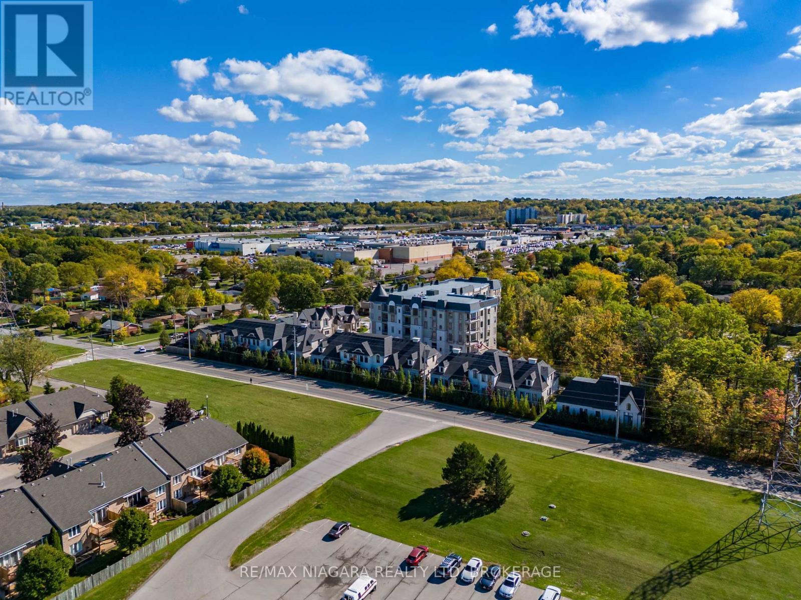 15 Arbourvale Common, St. Catharines (Glendale/Glenridge), ON - Outdoor With View
