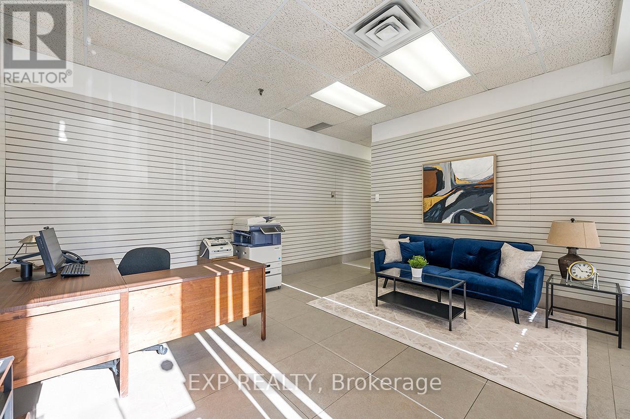 17 - 5775 Atlantic Drive, Mississauga, ON