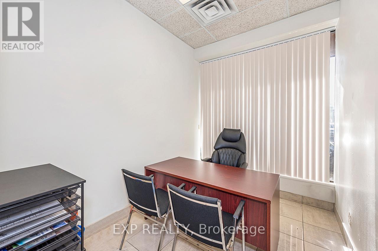 17 - 5775 Atlantic Drive, Mississauga, ON