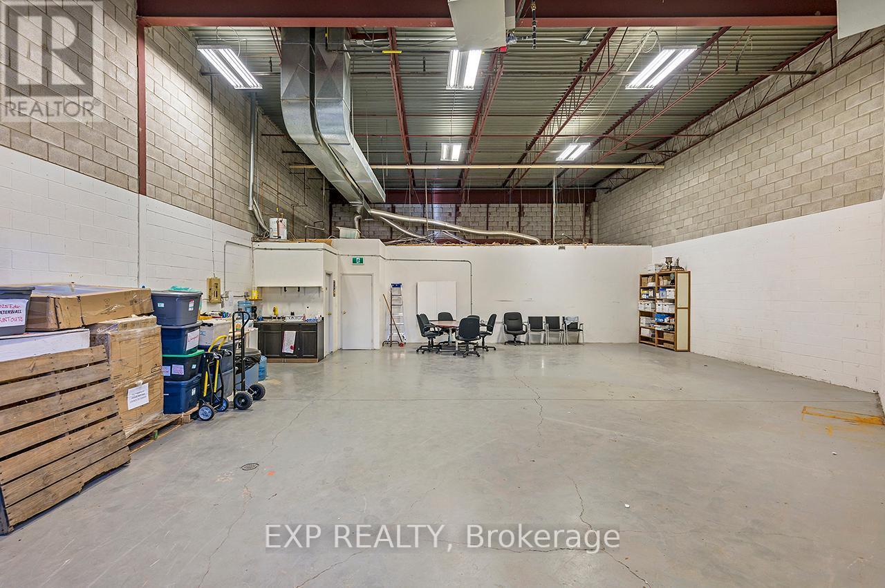 17 - 5775 Atlantic Drive, Mississauga, ON