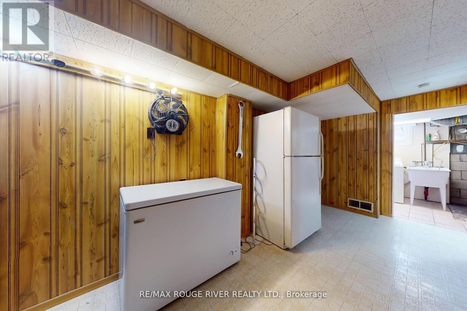 18 Darlingside Drive, Toronto, ON - Indoor