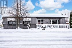 15 RIVERVIEW CIRCLE Innisfil, ON L9S 1M3