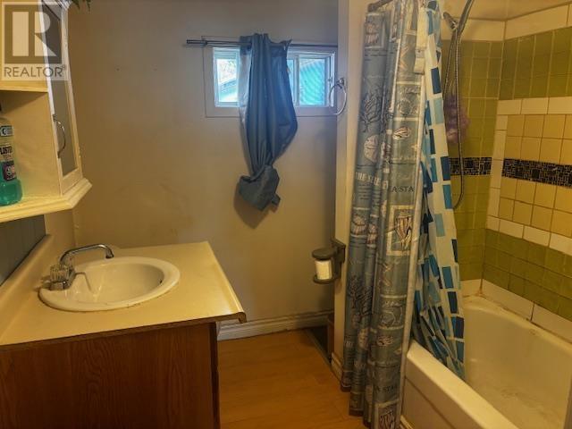 11-15 Fish Hatchery Rd, Sault Ste. Marie, ON - Indoor Photo Showing Bathroom