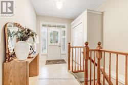 Bright and sunny Foyer -