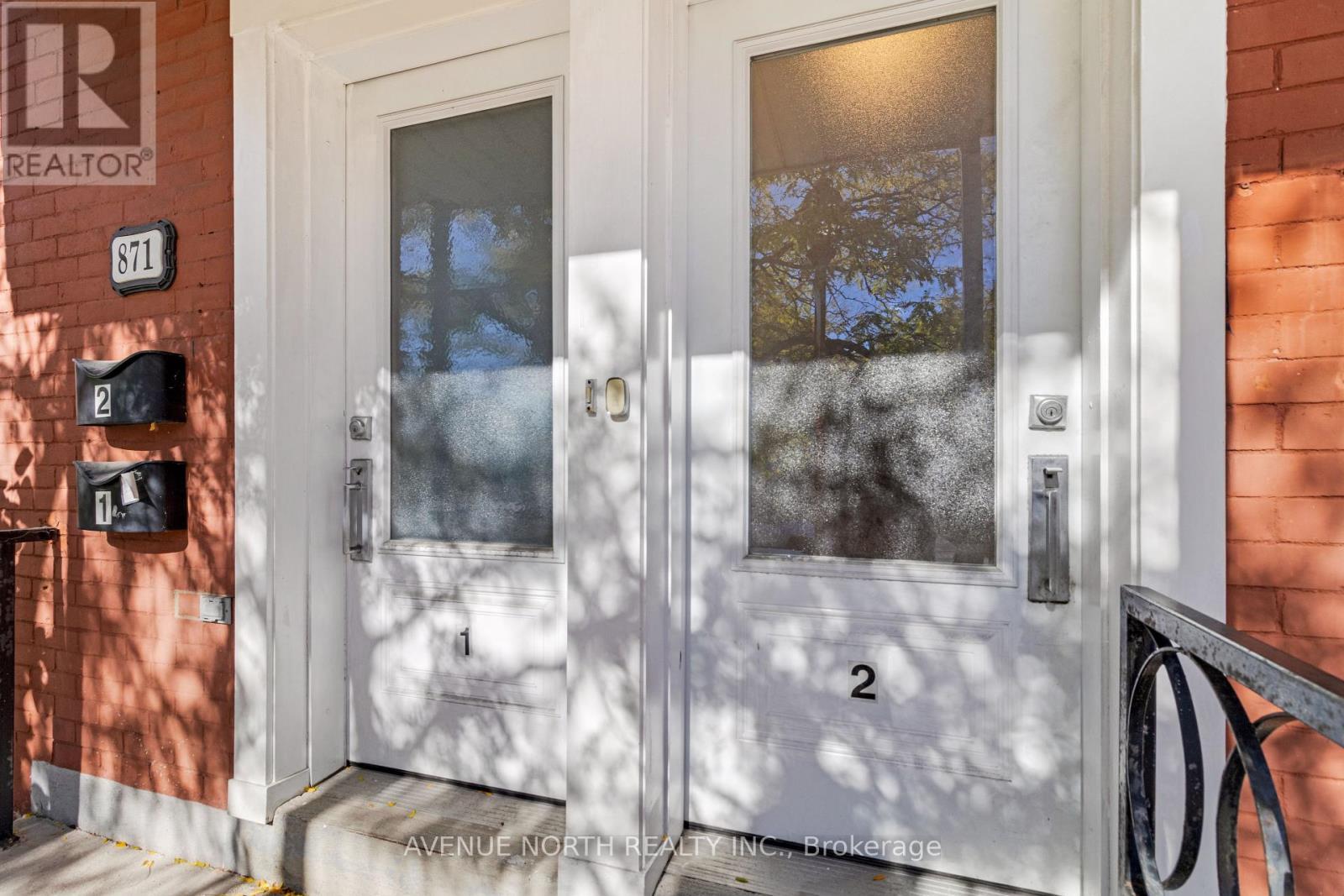 1 - 871 Somerset Street W, Ottawa, ON