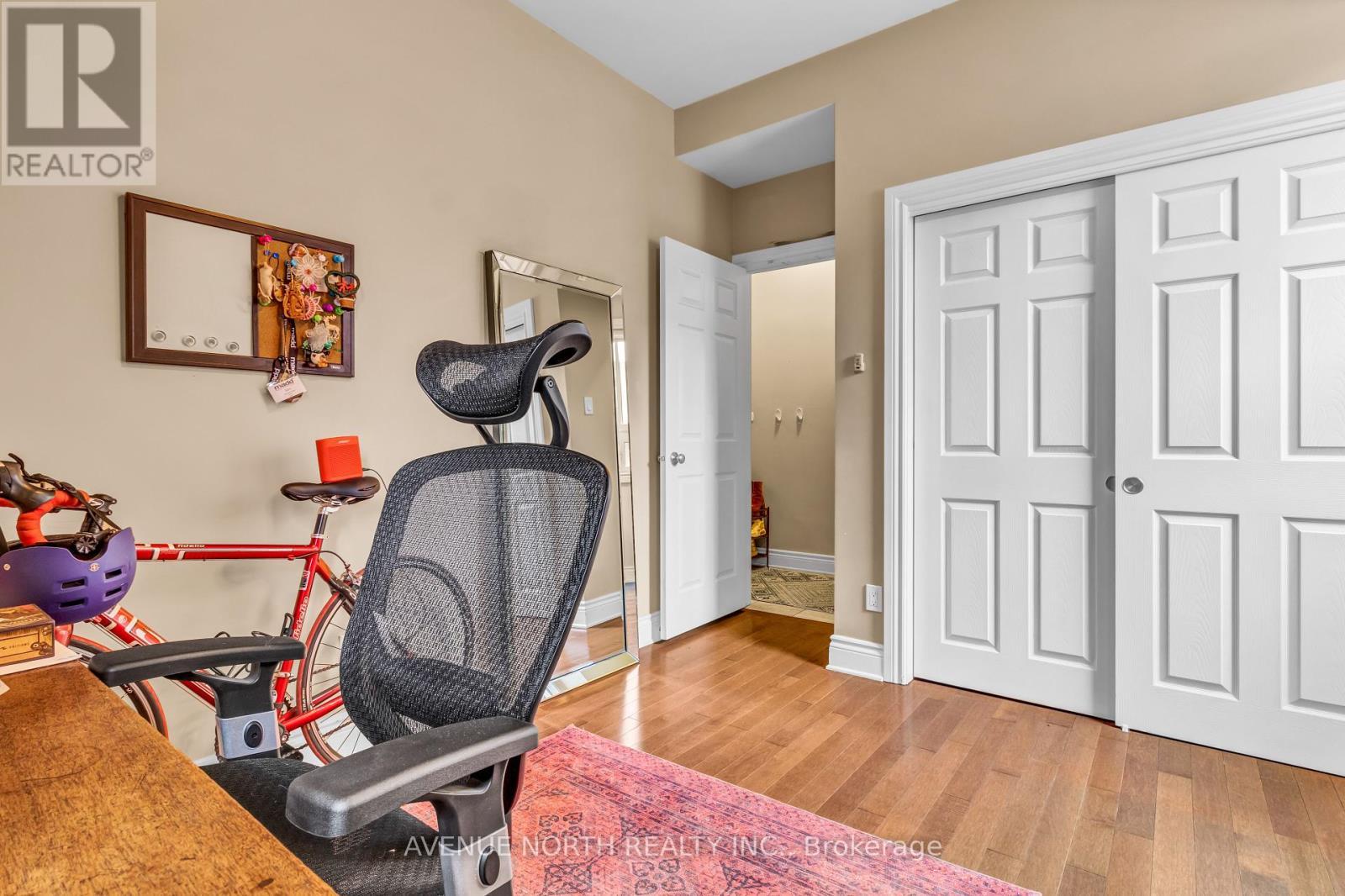 1 - 871 Somerset Street W, Ottawa, ON