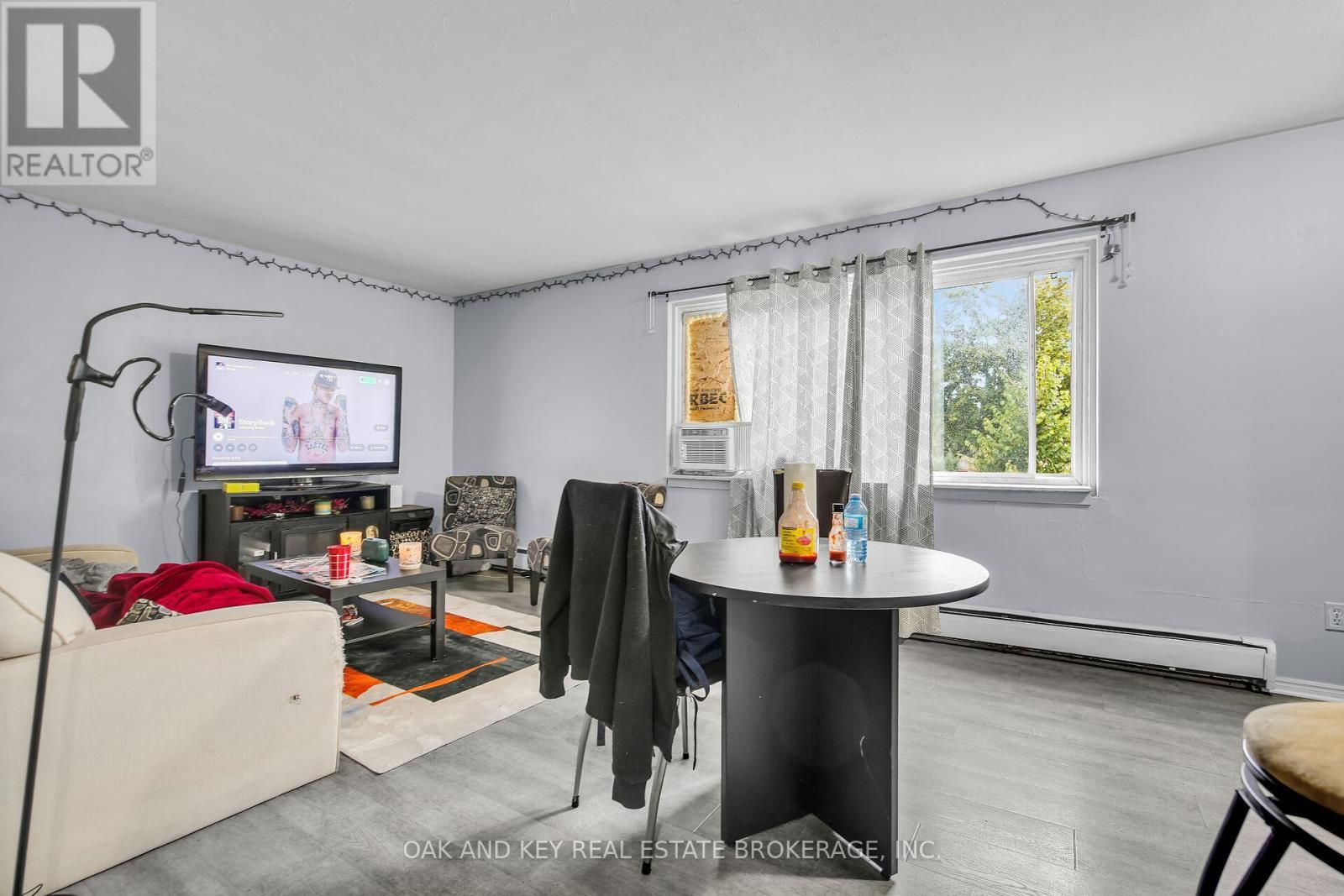 1563 Allen Place, London East (East H), ON - Indoor Photo Showing Other Room