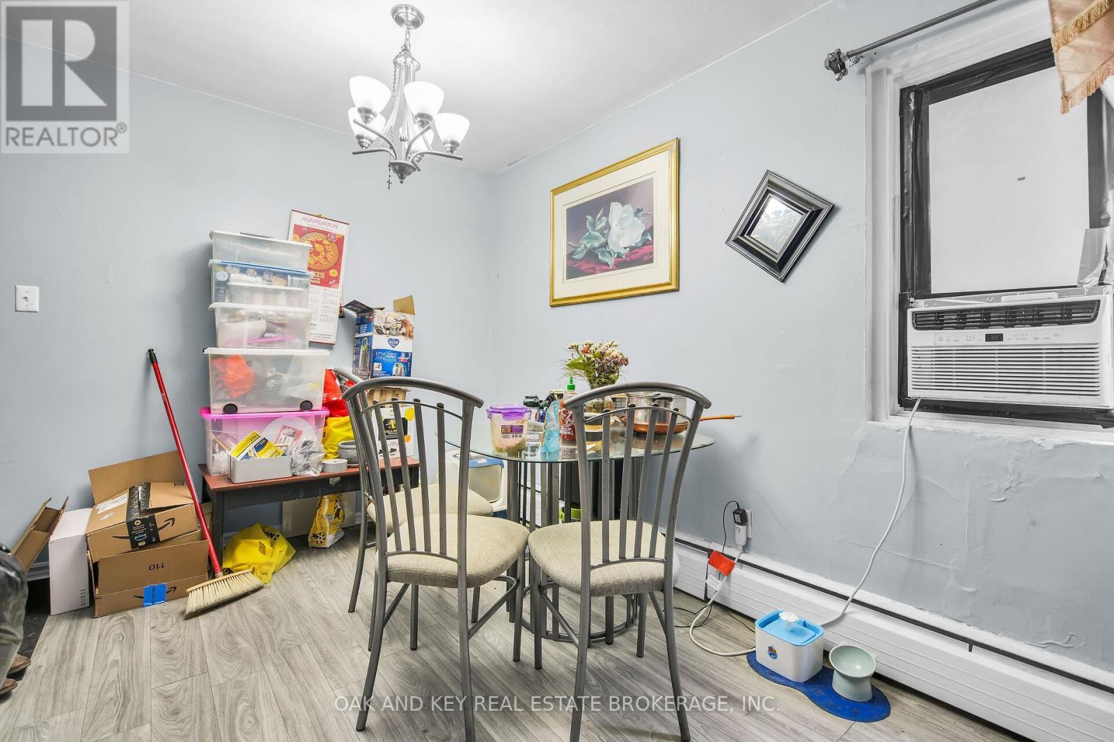 1563 Allen Place, London East (East H), ON - Indoor