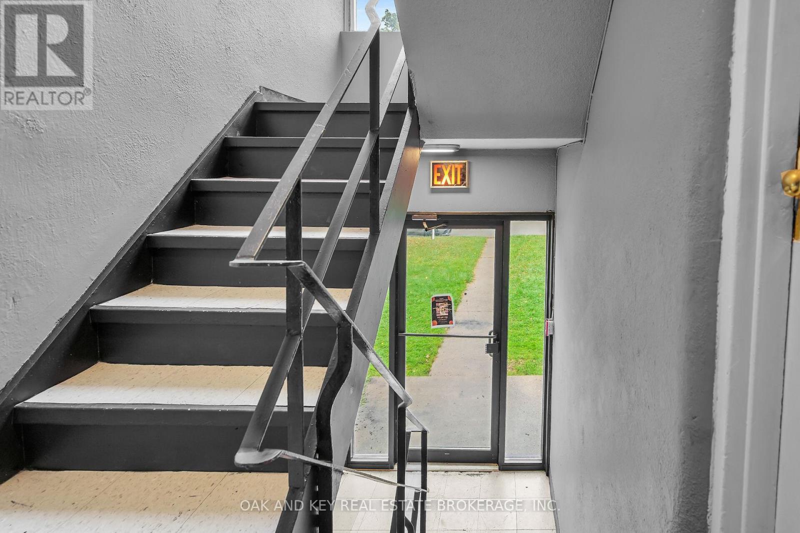 1563 Allen Place, London East (East H), ON - Indoor Photo Showing Other Room