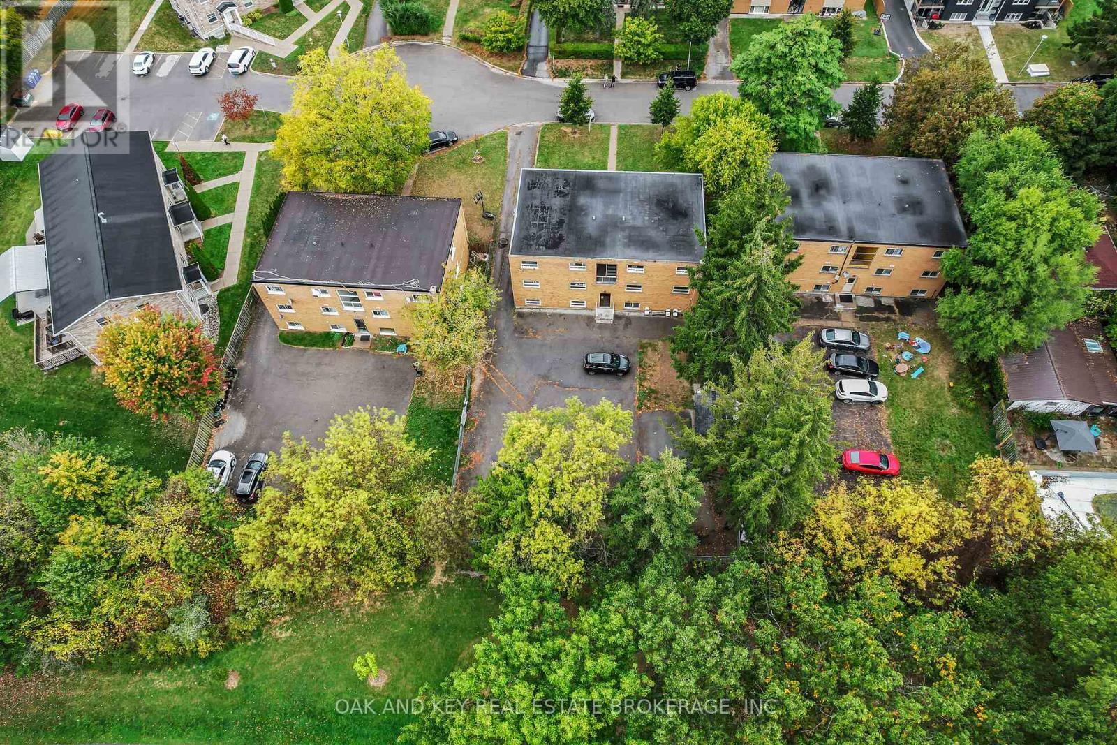 1563 Allen Place, London East (East H), ON - Outdoor