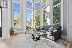 Round Double-Height Living Room Filled with Light -