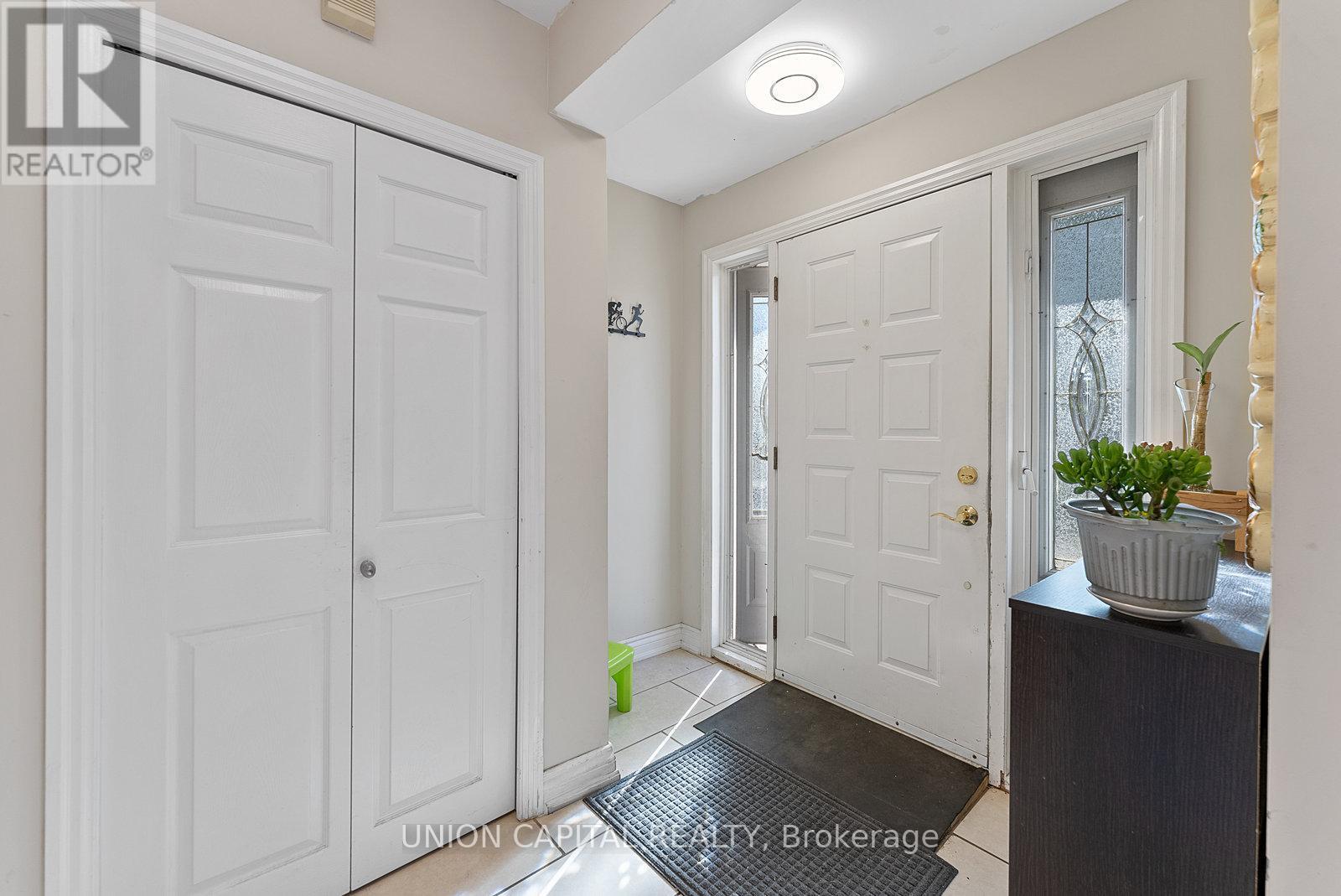 37 Callowhill Drive, Toronto, ON - Indoor Photo Showing Other Room