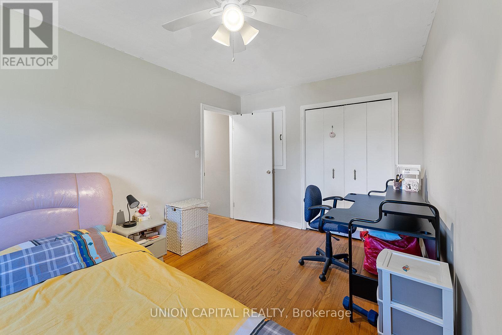 37 Callowhill Drive, Toronto, ON - Indoor