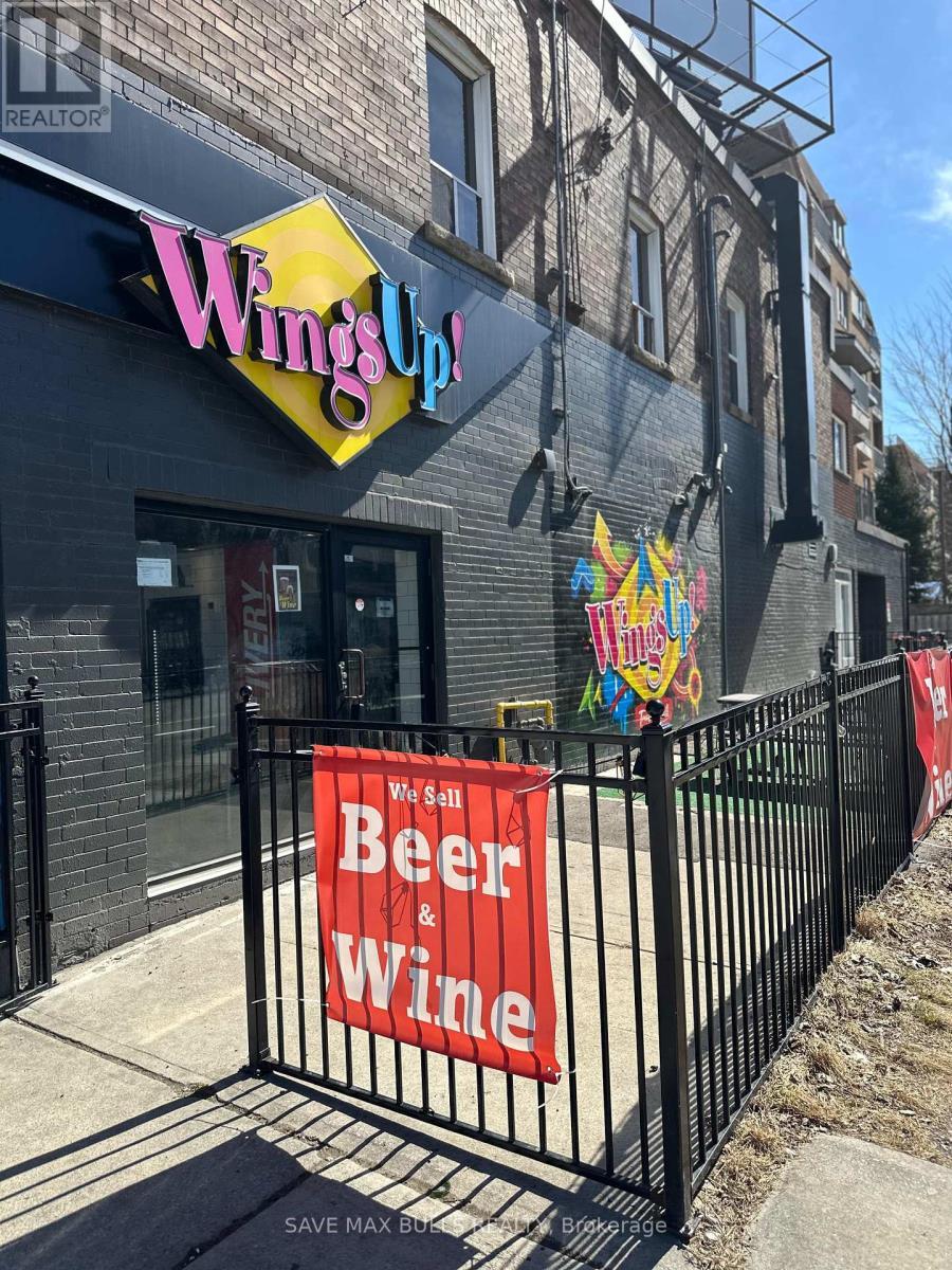 1733 Bloor Street, Toronto, ON