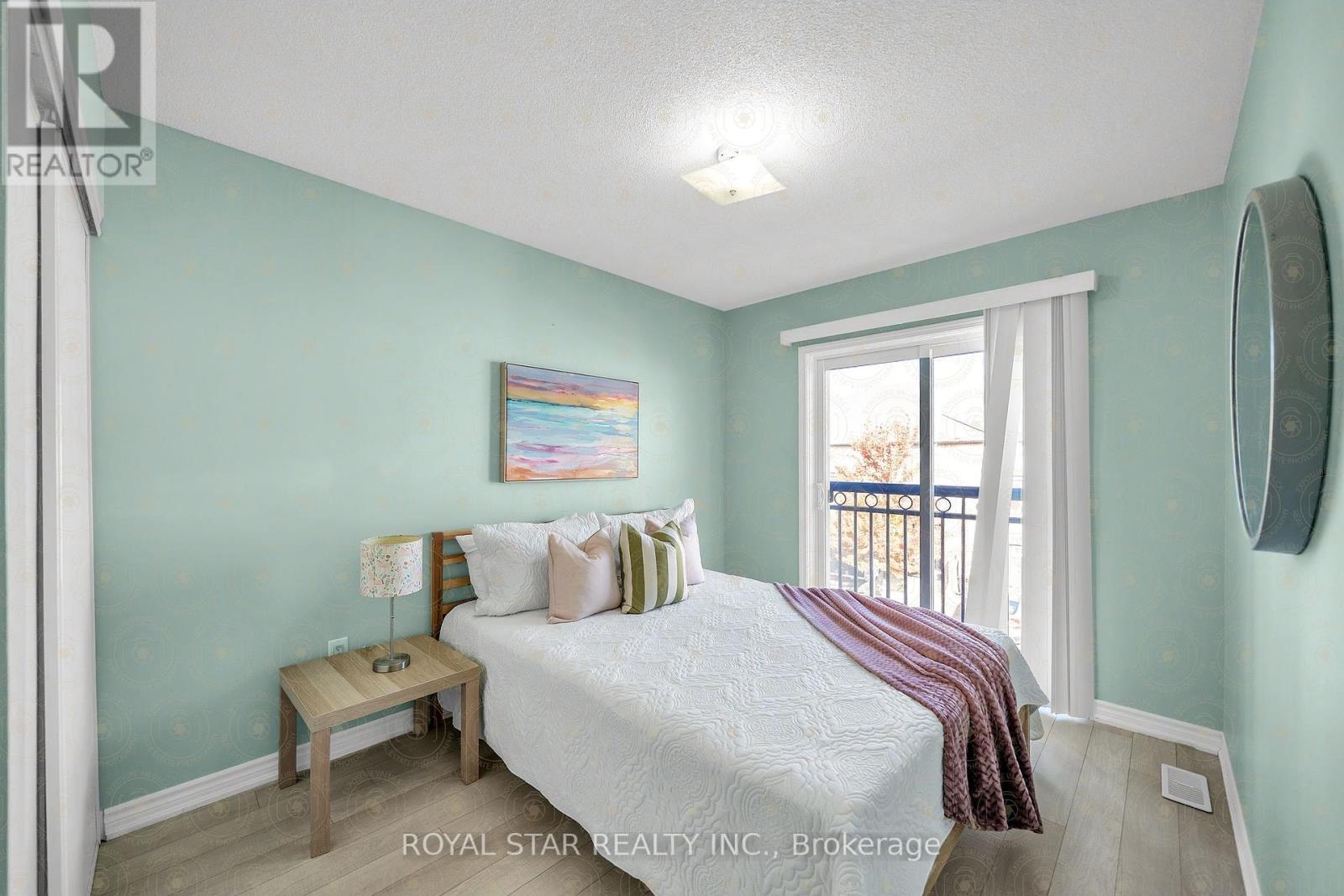 30 Prospect Way, Whitby, ON - Indoor Photo Showing Bedroom