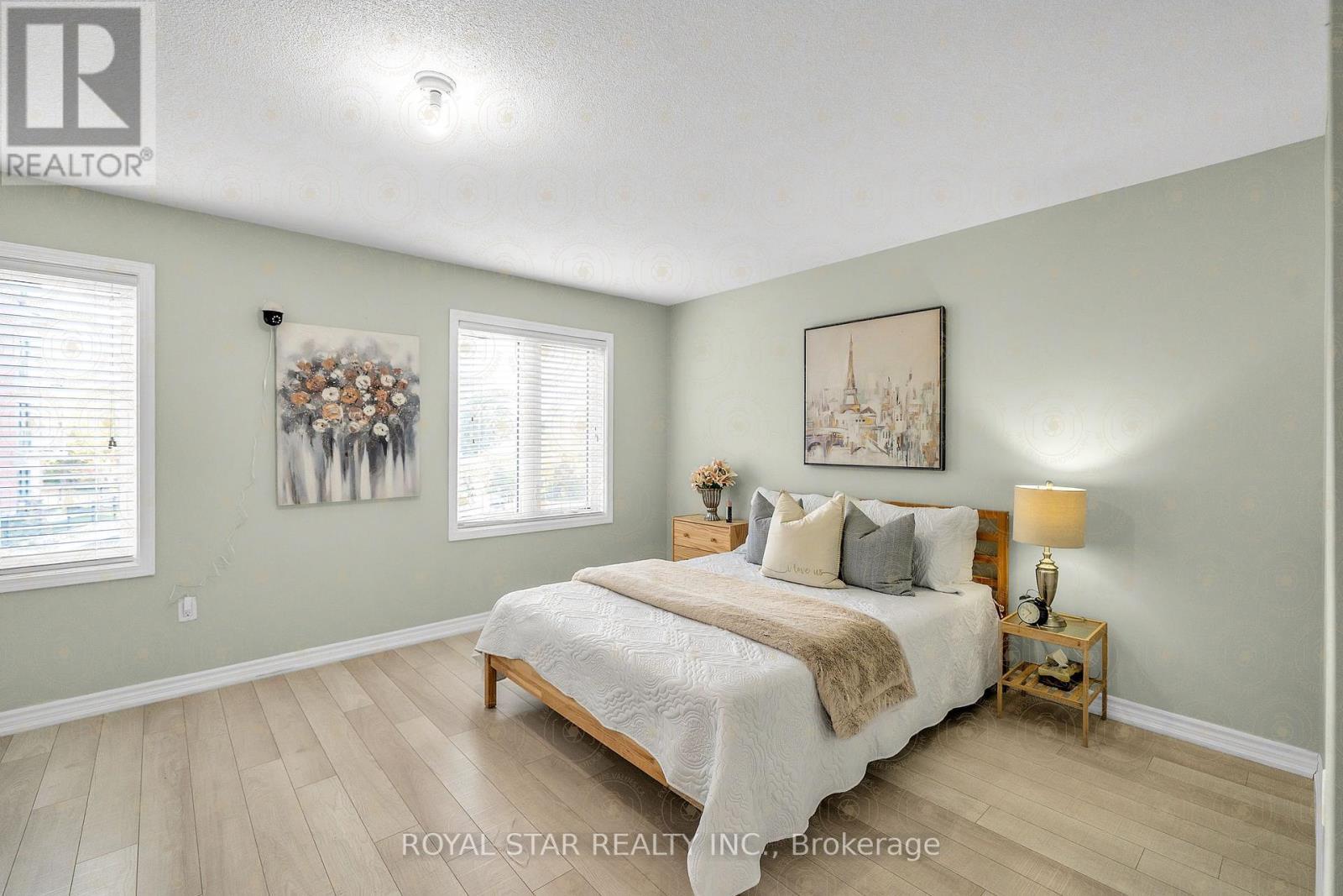 30 Prospect Way, Whitby, ON - Indoor Photo Showing Bedroom