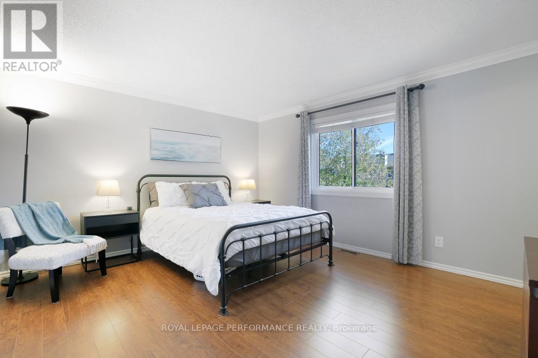 21 Arbordale Crescent, Ottawa, ON - Indoor Photo Showing Bedroom