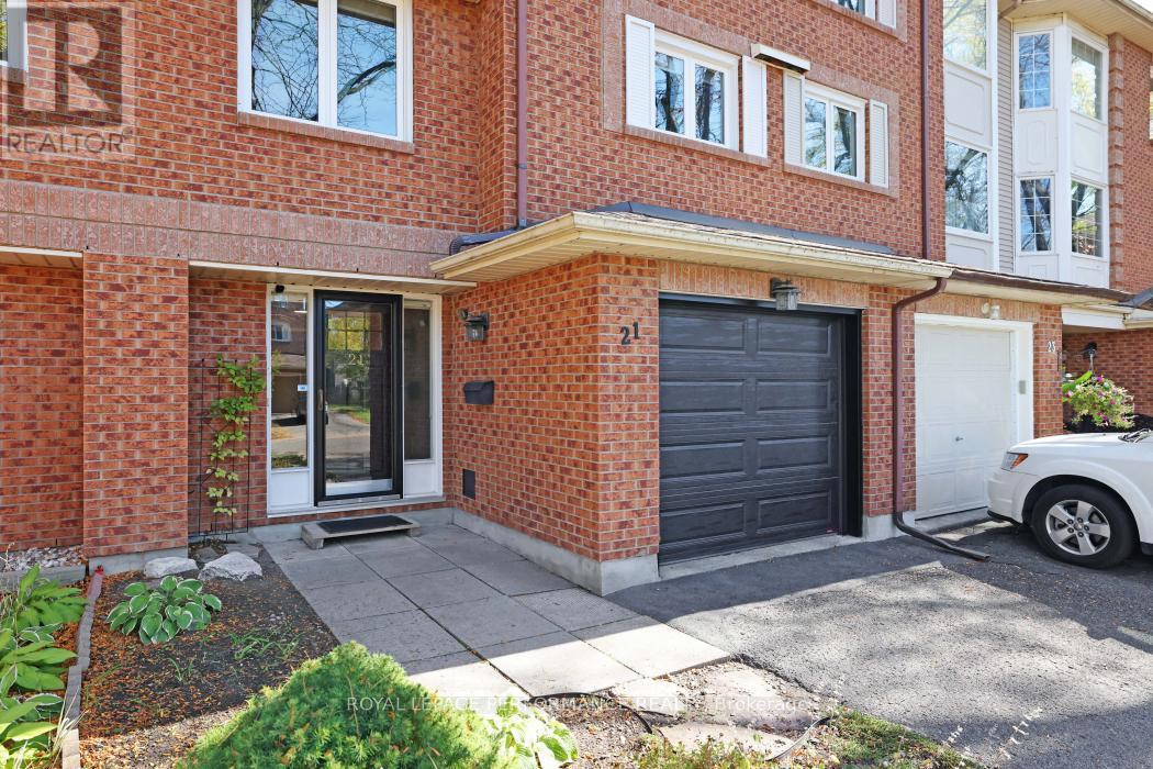 21 Arbordale Crescent, Ottawa, ON - Outdoor With Exterior