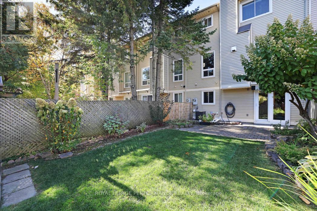 21 Arbordale Crescent, Ottawa, ON - Outdoor