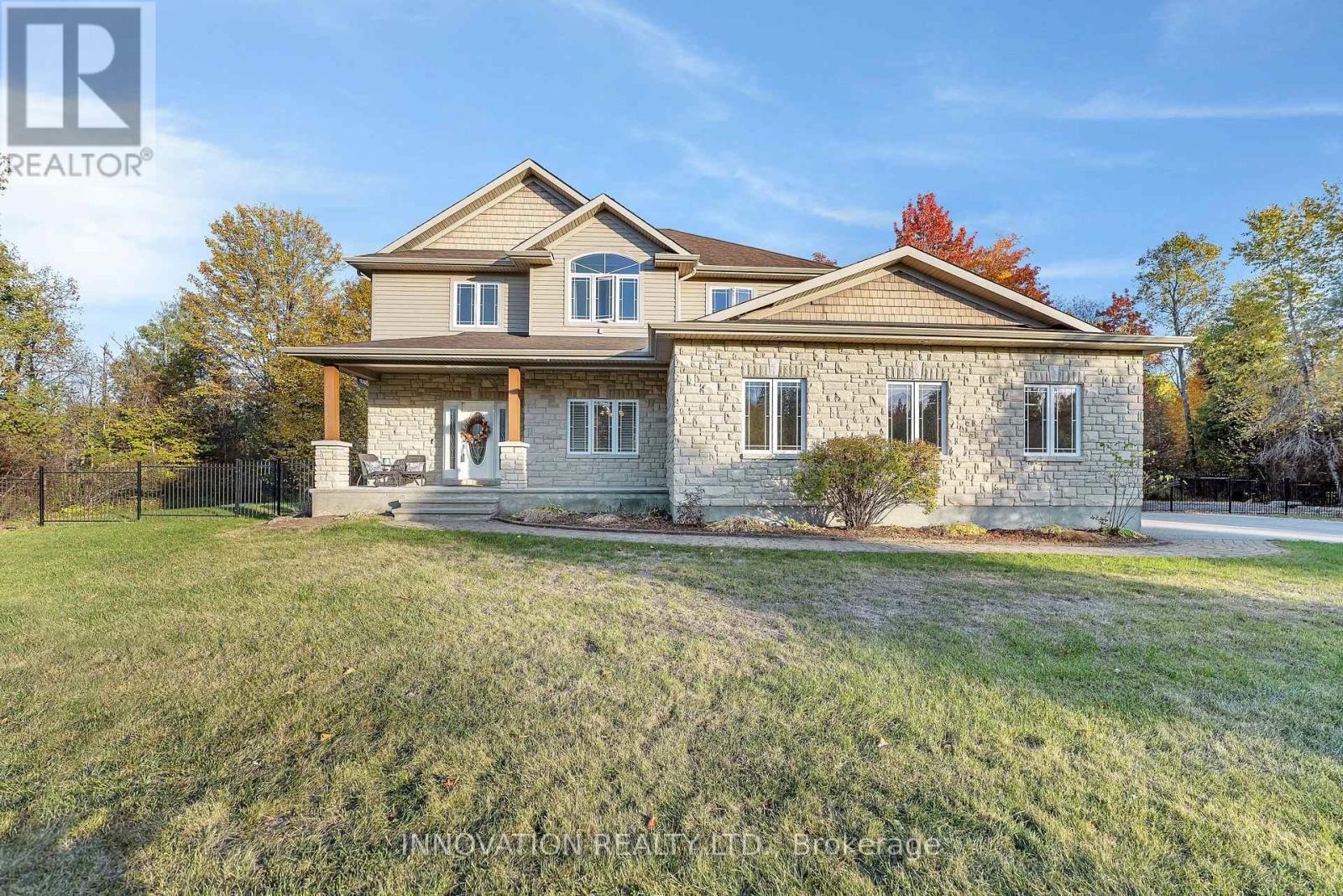 122 Country Meadow Drive S, Ottawa, ON - Outdoor With Deck Patio Veranda With Facade