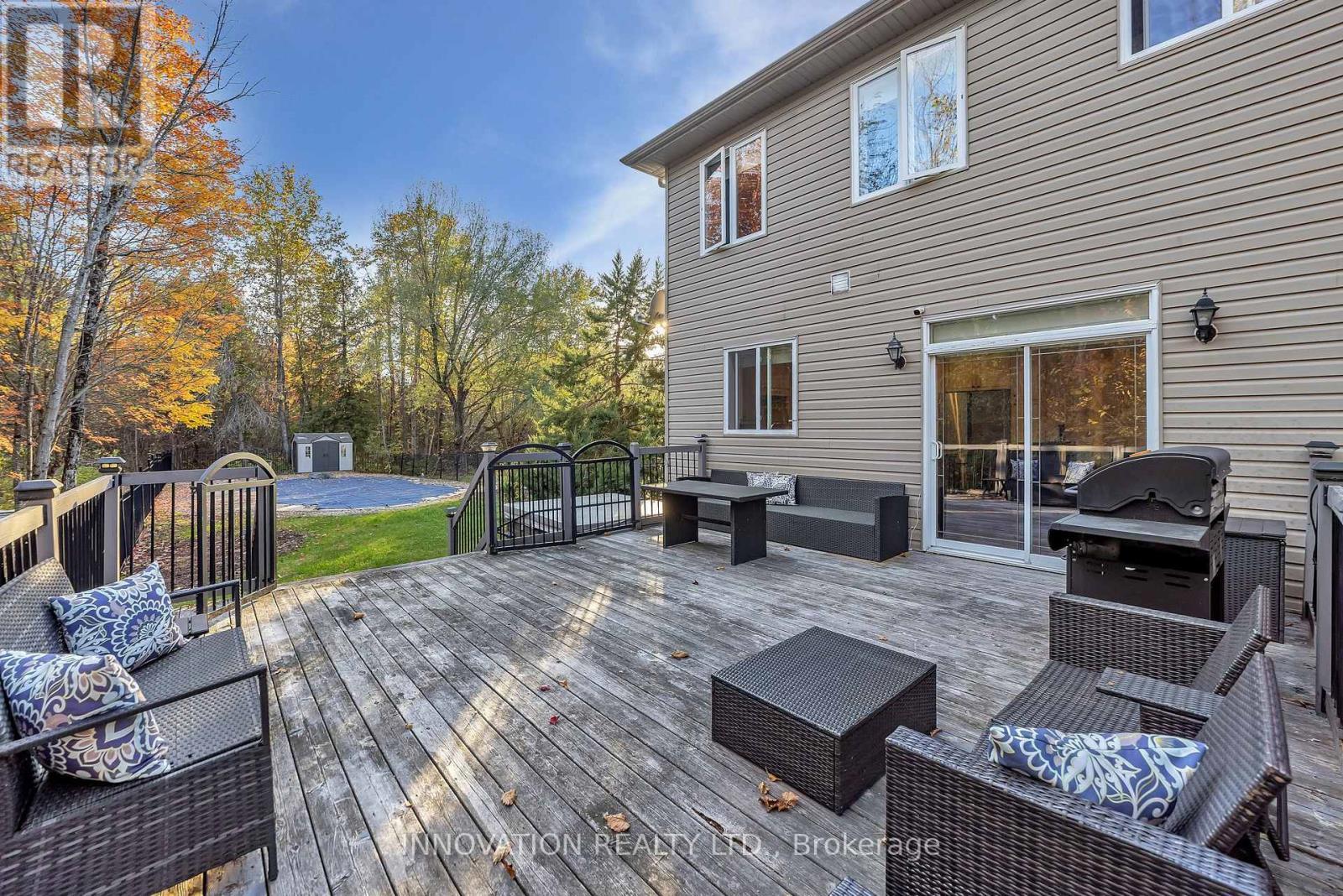 122 Country Meadow Drive S, Ottawa, ON - Outdoor With Deck Patio Veranda With Exterior