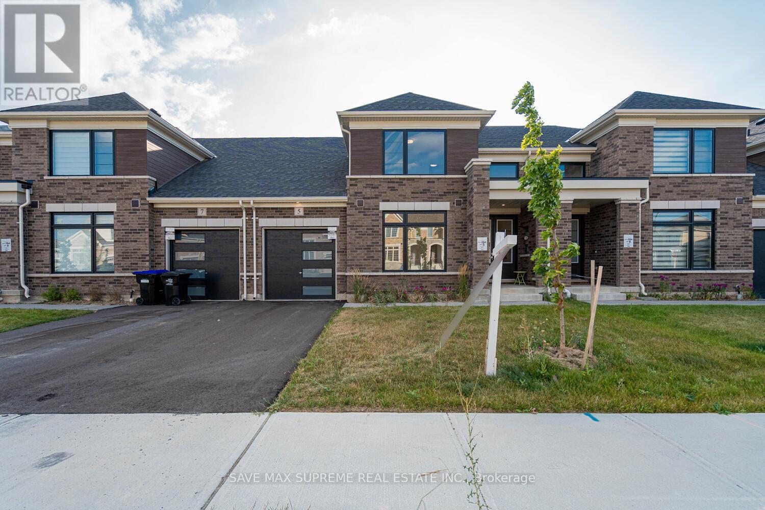 5 Bayberry Drive, Adjala-Tosorontio, ON - Outdoor With Facade