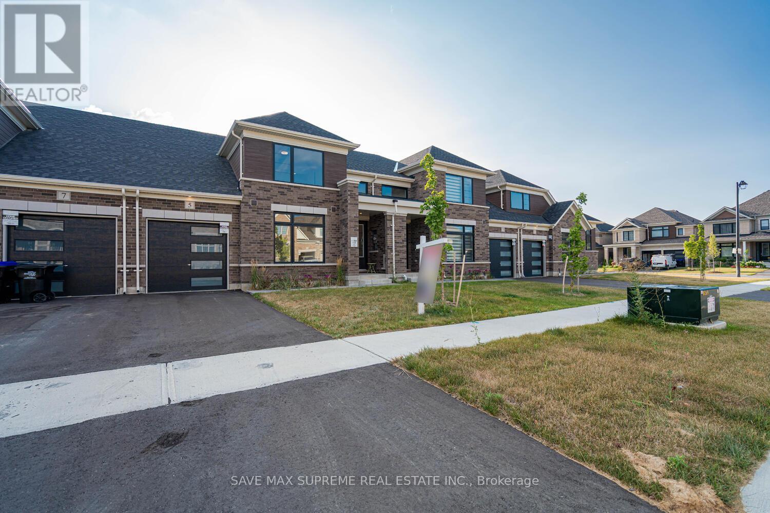5 Bayberry Drive, Adjala-Tosorontio, ON - Outdoor With Facade